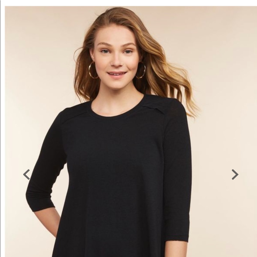 NWT; Nursing top; black